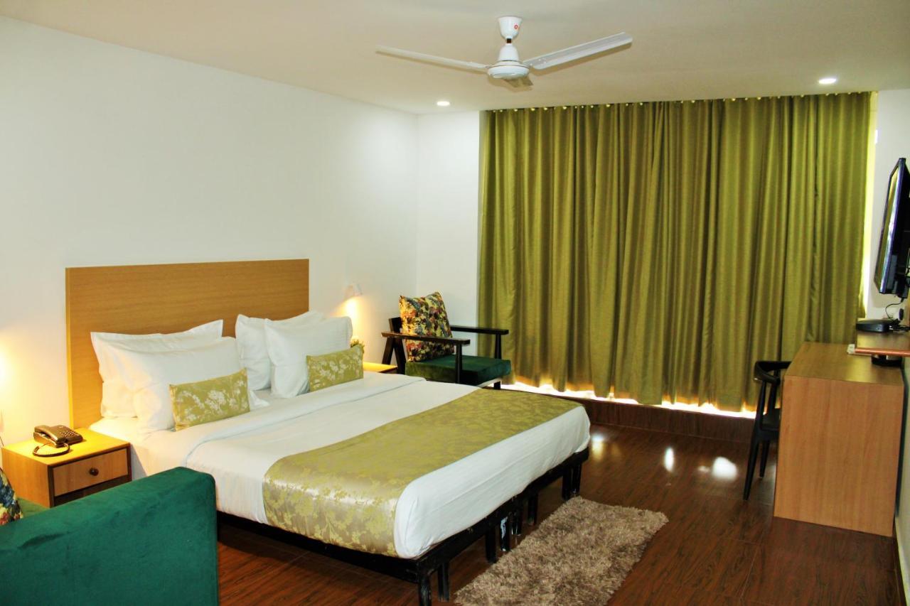 Hotel The Golden Sands Calangute Ngoại thất bức ảnh